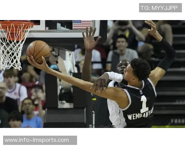 名记称哈珀与卡斯尔为马刺非卖品他们将与文班携手打造新辉煌