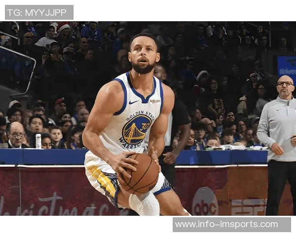 小波特本赛季表现亮眼12场比赛至少25分5记三分仅次库里并列华子第二