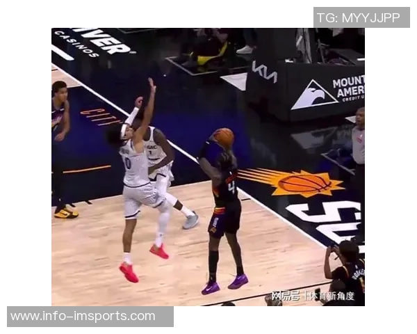 杰伦布朗勇猛冲击篮筐展现强硬风格却意外零罚球引发热议